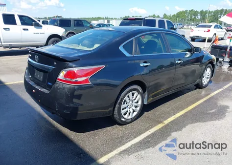 2014 Nissan Altima 2.5 S z USA, uszkodzony, nr VIN 1N4AL3AP8EC161233